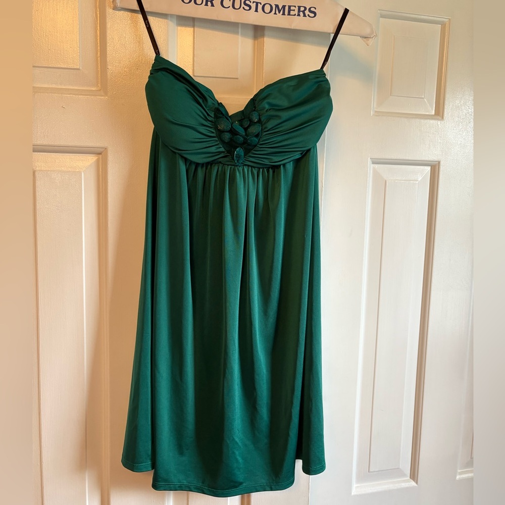 Elegant Green Strapless Dress